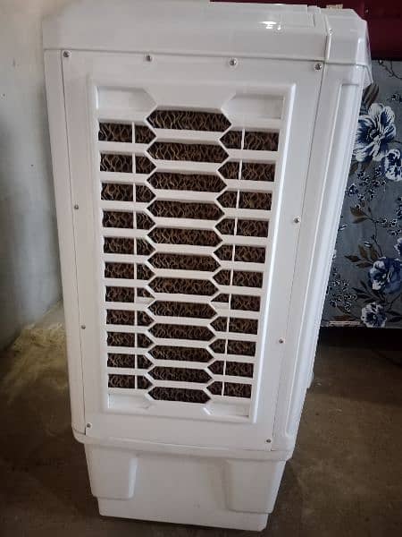 Sonex ka air cooler 2 month use hua Hy condition new Hy 1