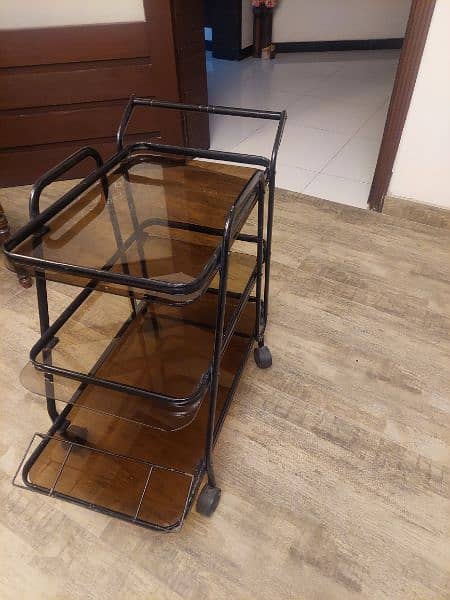 Centre tables and trolley for sale 8