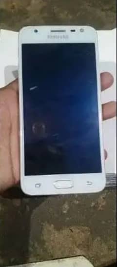 Samsung j5 2 16 sat or box glass par Bal ha Nazar b  nhi ata