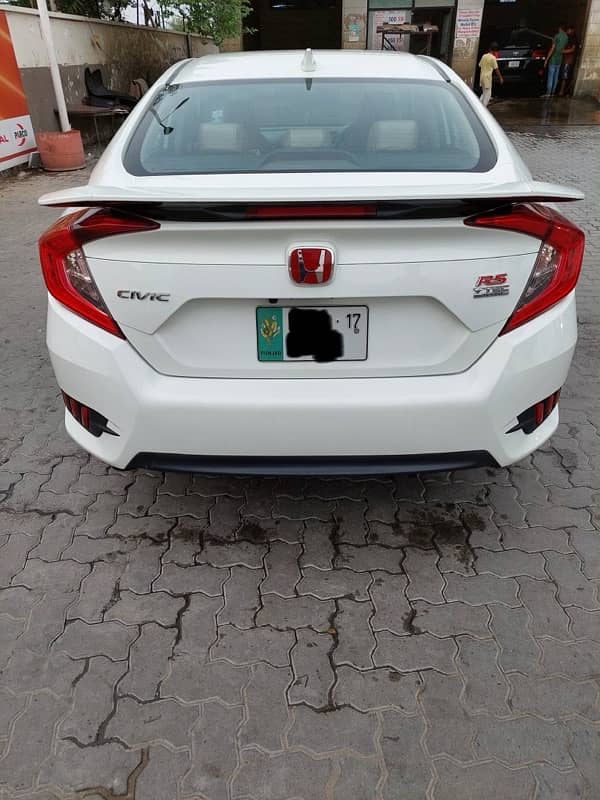 Honda Civic Turbo 1.5 2017 total genuine 3