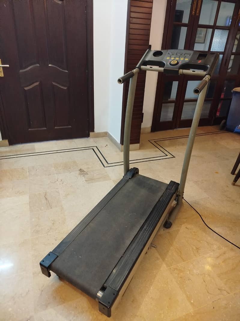 Electrical Treadmill in Perfect Condition 3