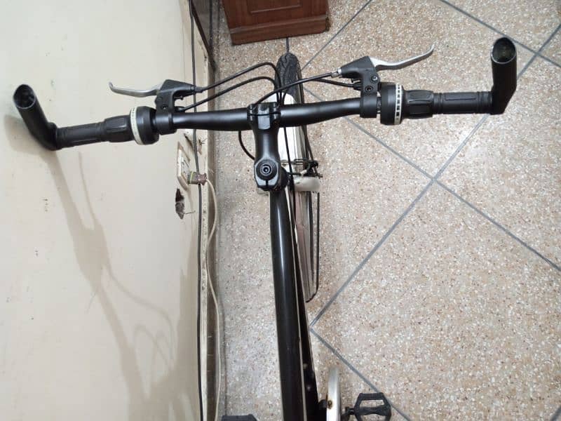 26 INCH IMPORTED GEAR CYCLE 6 MONTHS USED URGENT SALE 03265153155 11