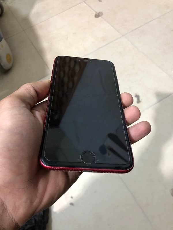 iphone 8 plus 256 gb pta approved ha fingerprint no warking baki ab ok 1