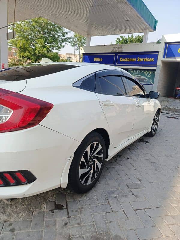 Honda Civic VTi Oriel Prosmatec 2019 3