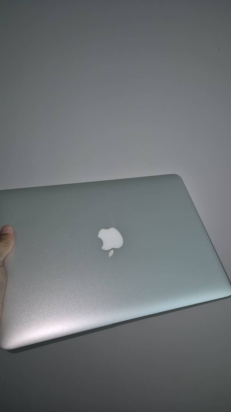 Apple MacBook Air 15 inch i5 2