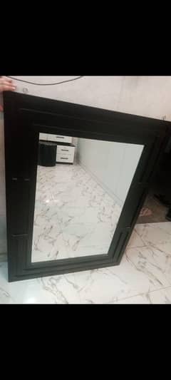 beautiful mirror comfortable size