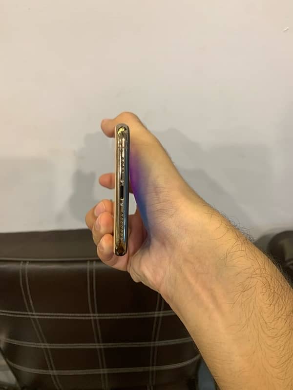 iPhone XS Max Dual Sim PTA Approved 7