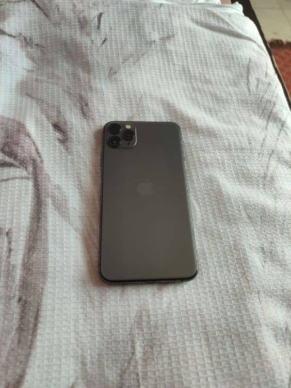 iphone 11 Pro max 6