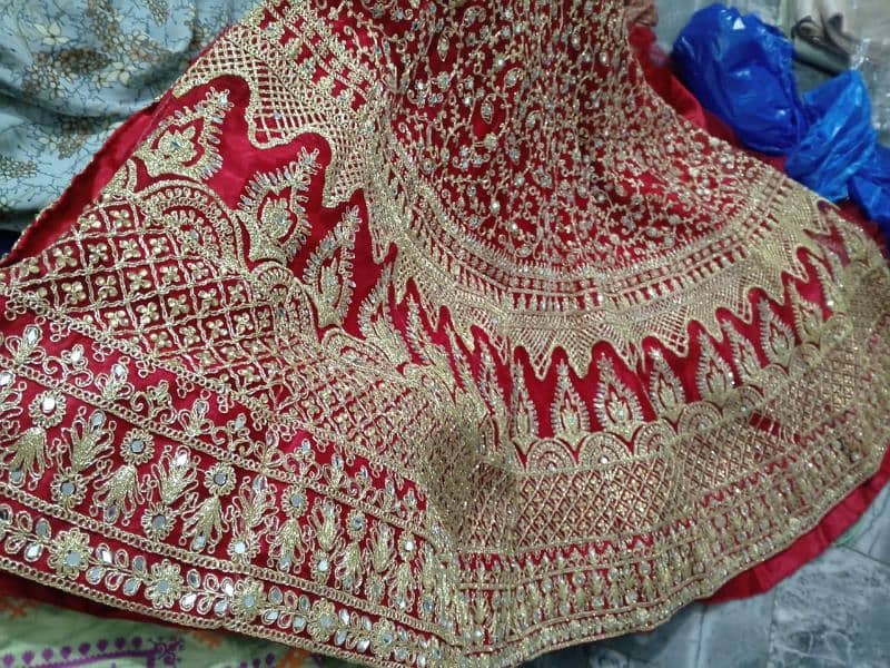 Fresh piece & unstitched Bridal lehanga. 1