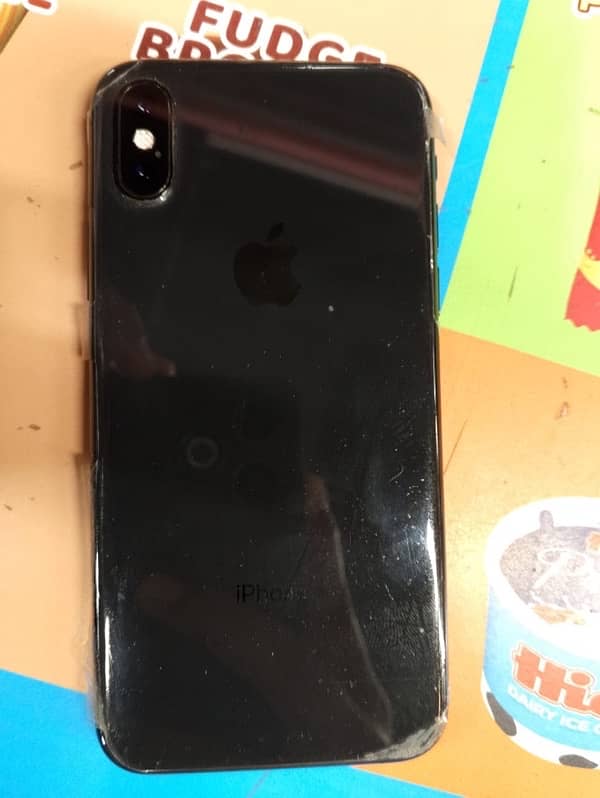 iphone Xs 256Gb Nan pta 83% health 1O By 10 Condition 3