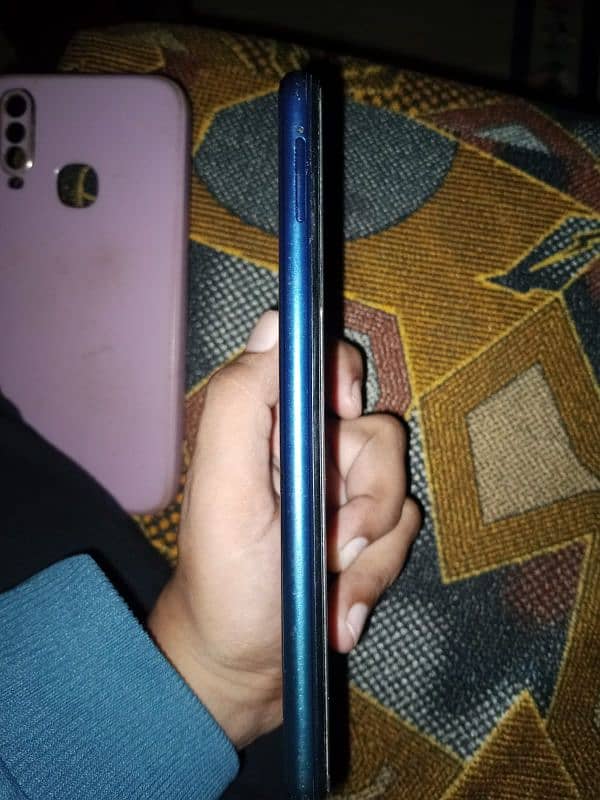 vivo y15 model 1901 it is best condition 2