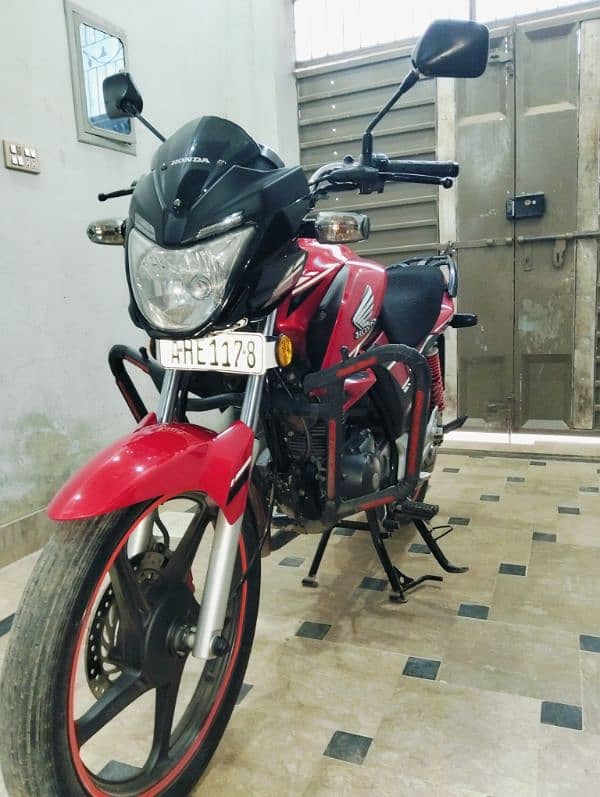 Honda CB 150F new condition for urgent sale 1