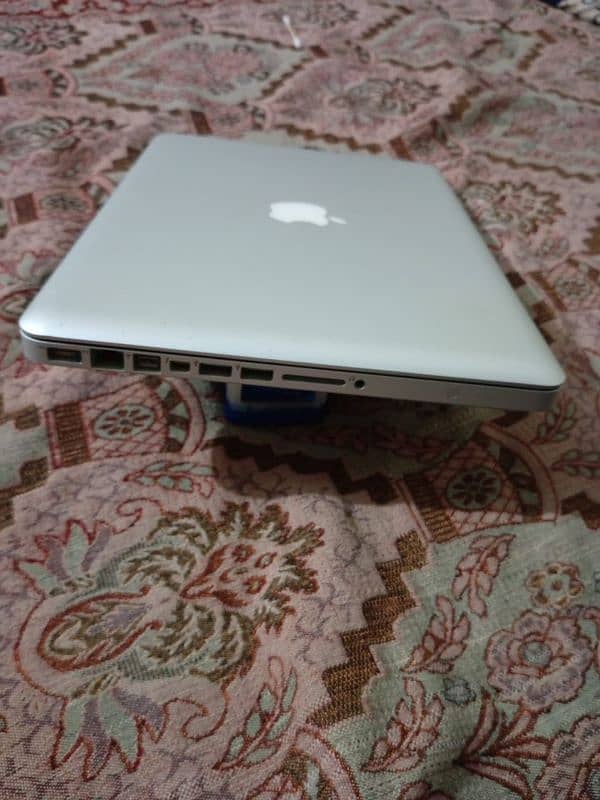 MacBook pro 2012 with original charger 8\512 Whatsapp num 03281766116 7