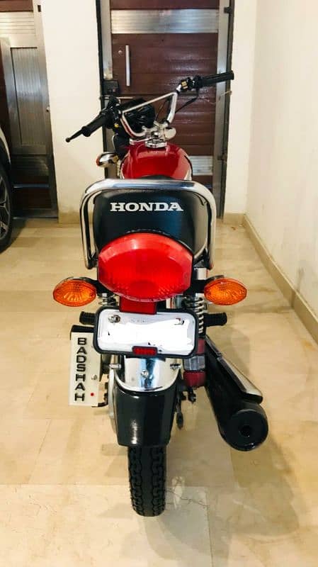 Honda CG 125 red Color 5