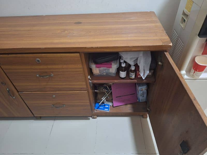 Multiple furniture items for sale due to shifting 16