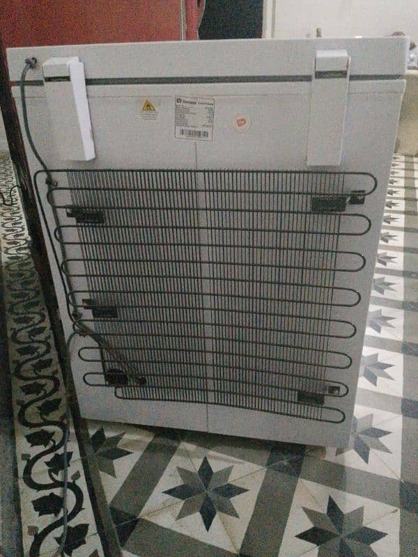 Dawlance single door chest freezer 2