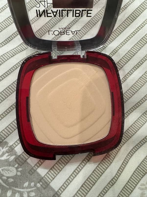 Loreal Infallible Face Powder 2