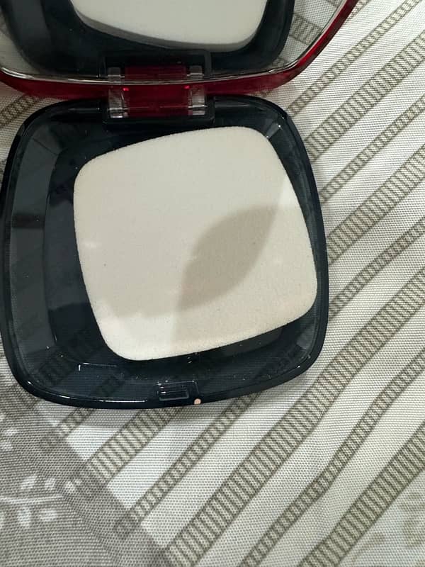 Loreal Infallible Face Powder 3