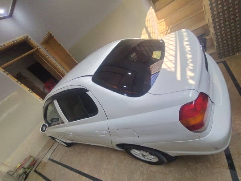 Toyota Platz 2005 5