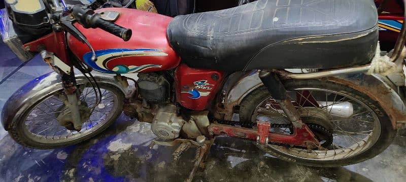 Sell Yamaha 4 stroke in reasonable price 3