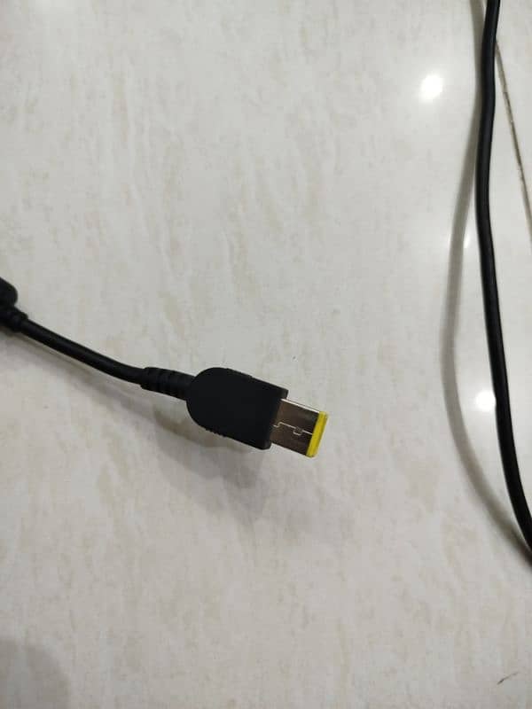 Lenovo original charger 135W for sale in Lahore 1