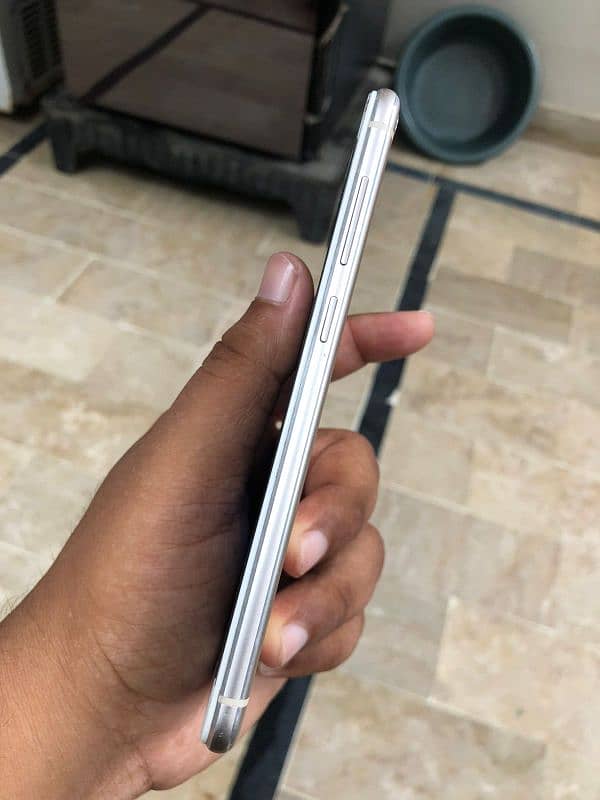 Vivo X7 4/64 2