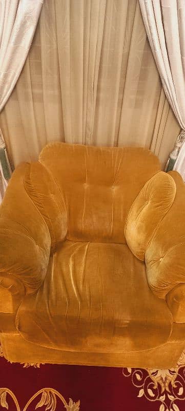 4 seater sofa set with center table 4