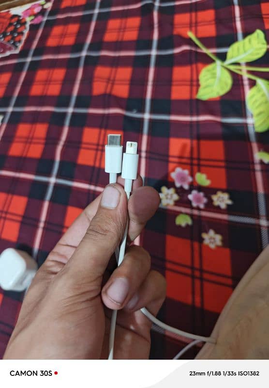 25w iphone adapter 2