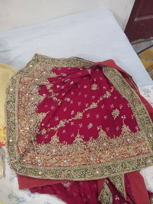 1 time used lehnga like a new red colour very pretty 1