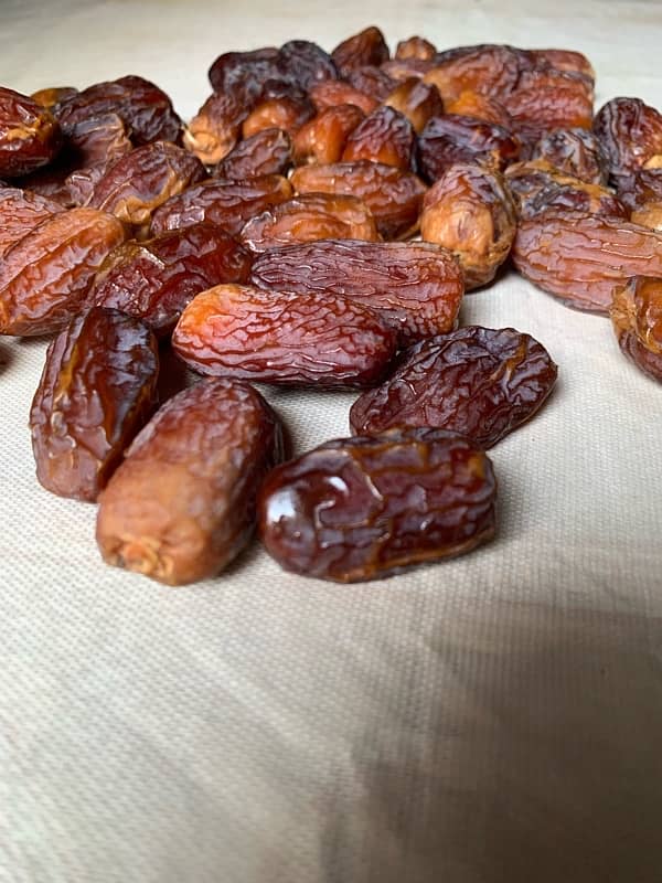 All Madinah Munawarah Dates Available 12