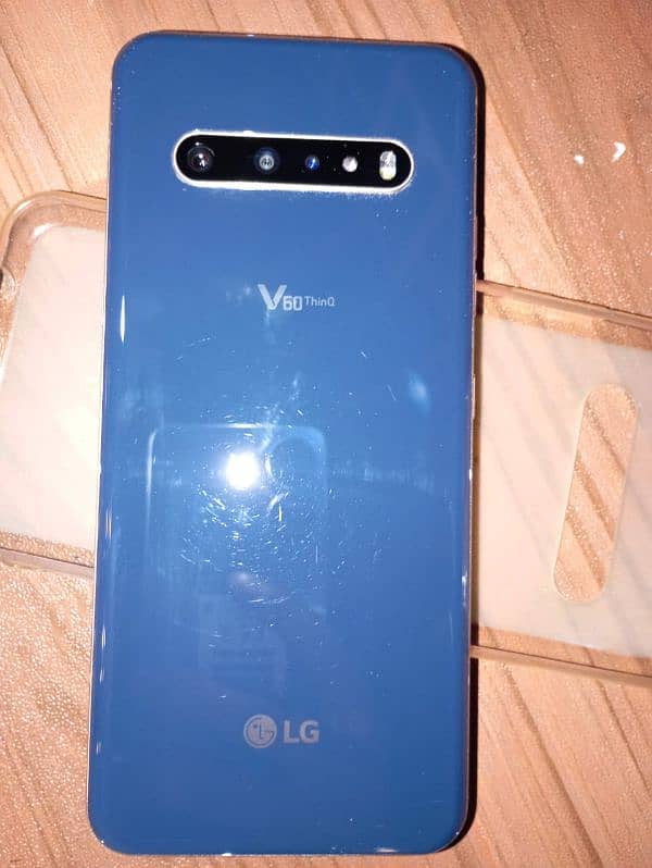 lg  v60 thinq 8 128 2