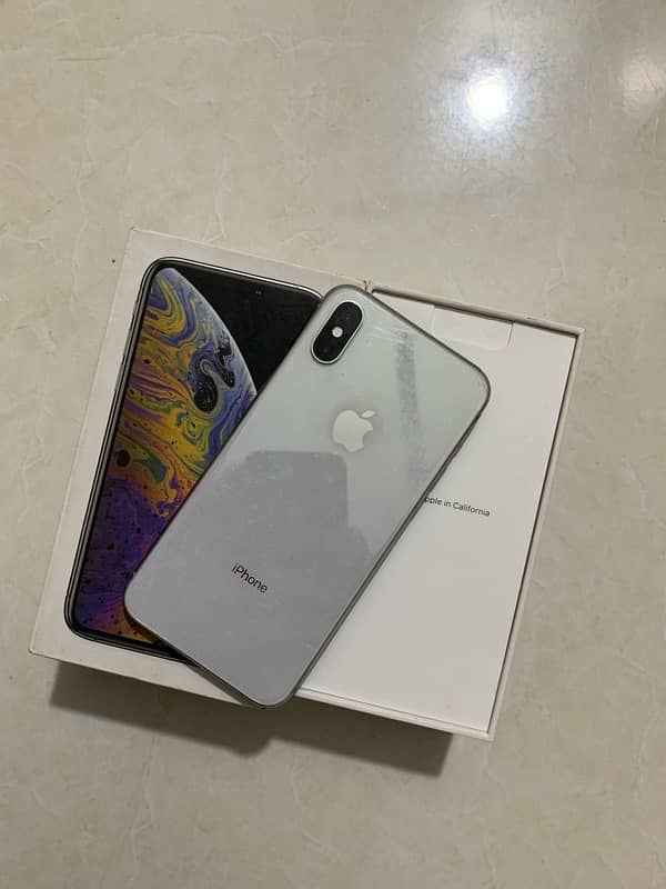 IPHONE XS 1