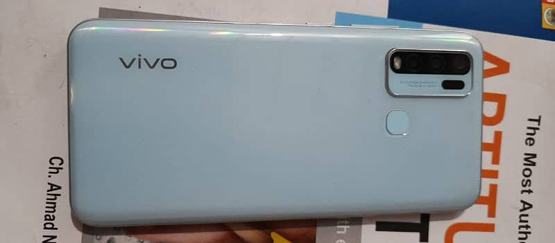 vivo30 10/10 condition VIP MOBILE ONE HAND USE box charge available 3