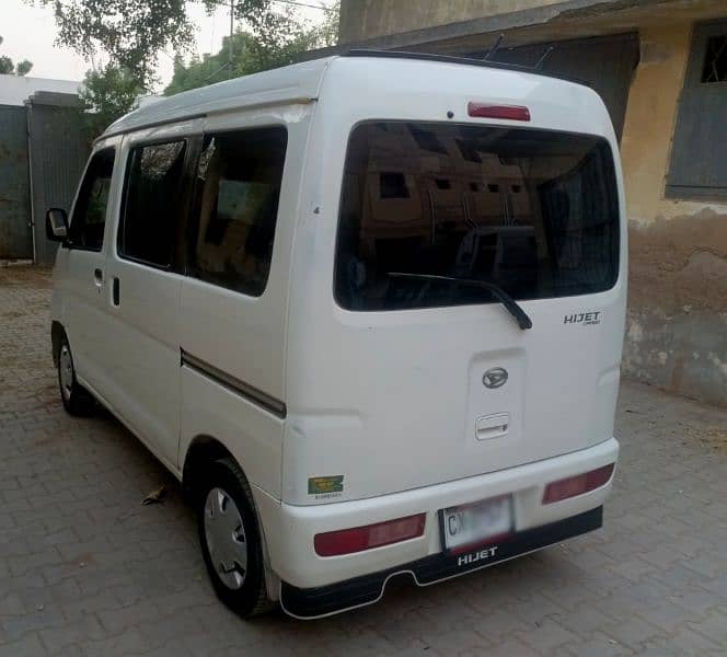 Daihatsu Hijet 2012/2018 immaculate condition 3