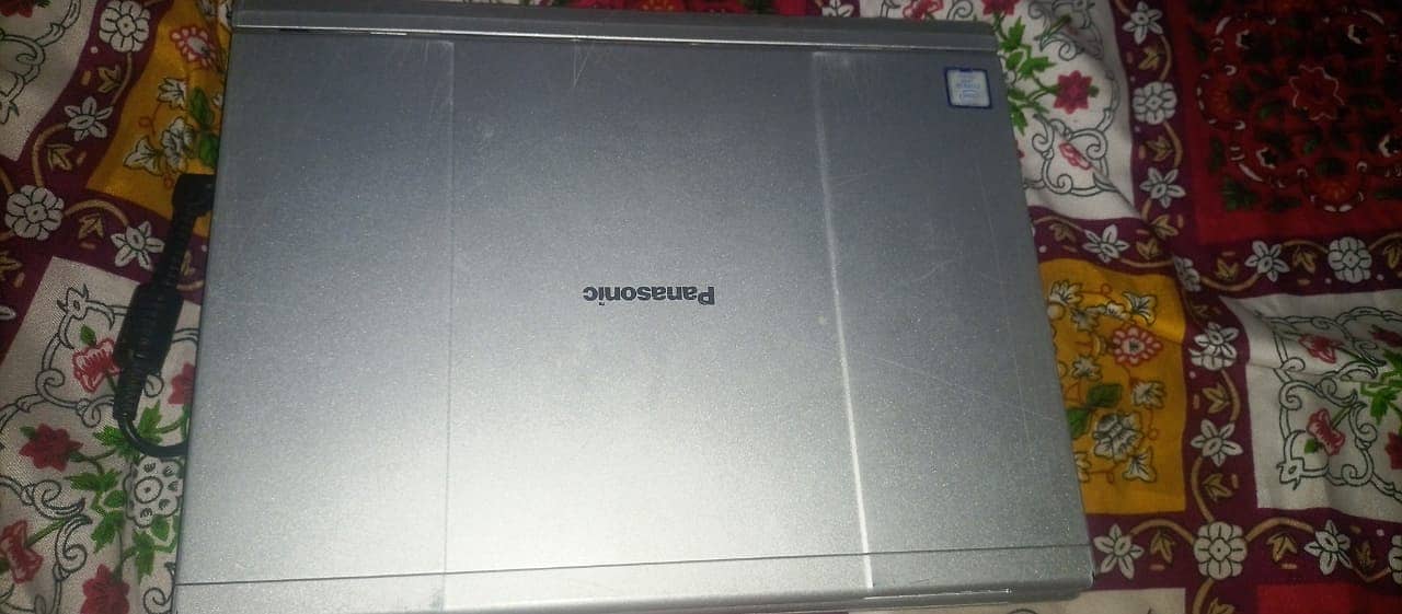 panasonic laptop core i5 7th generation v pro 1