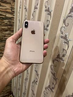 iPhone XS