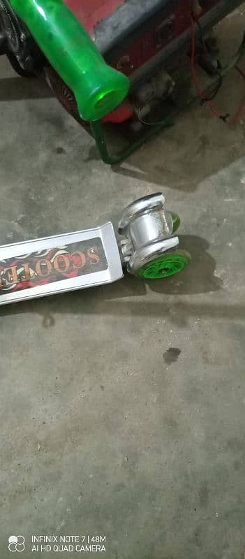 child scooter best condition steel body 0