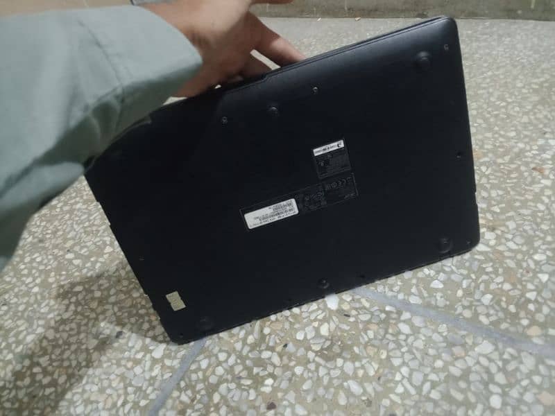 Acer laptop with charger 1