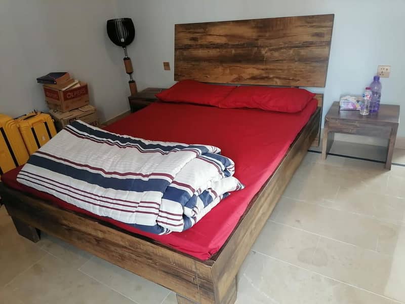 Bedroom set complete (Customized) Beds 1094262865