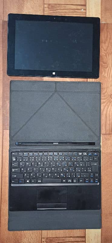 windows original tablet cum laptop 10