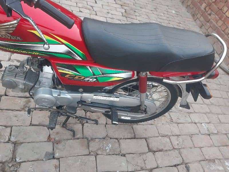 Honda CD70 2022 3