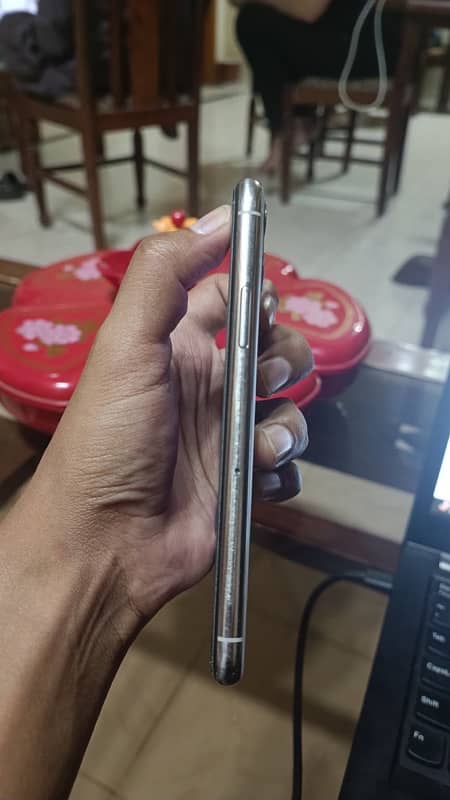 iPhone 11 pro PTA Approved 4