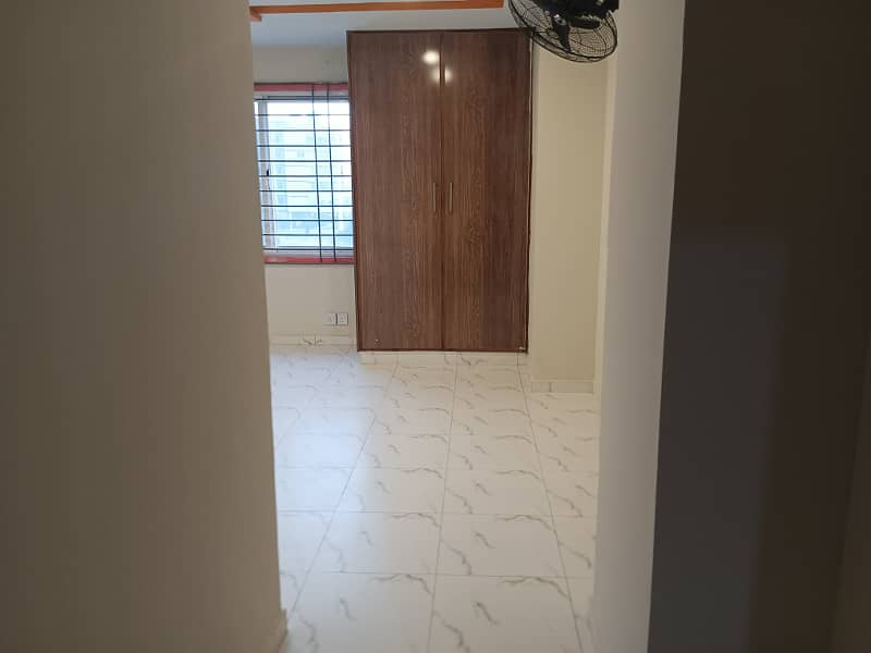 3Bedroom Apprtment Available For rent Gulberg Green Islamabad 4