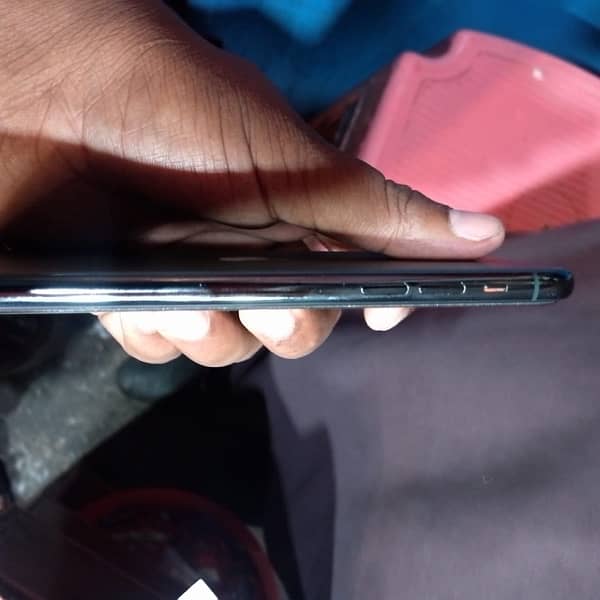 iPhone 11 Pro Max nonpta 1