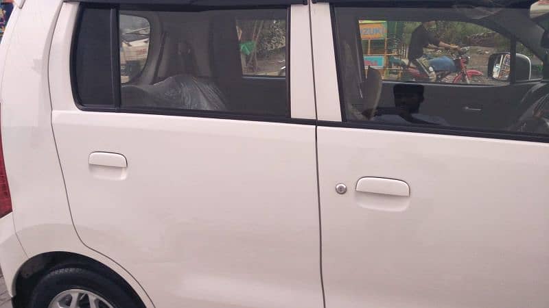 Suzuki Wagon R 2018 1