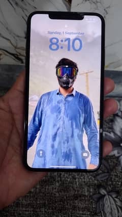 Iphone 11 pro max factory unlock non pta for sale