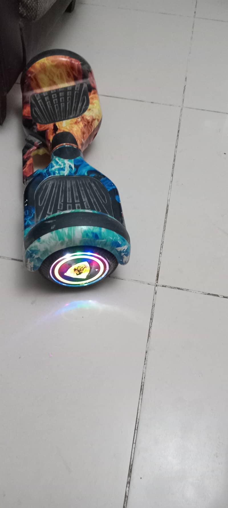 hoverboard with two mix colors giving with a charger 1