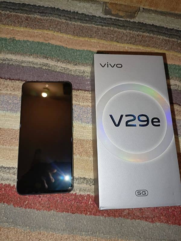 vivo v29e  (0/3/3/4/5/3/9/4/4/0/8) (warranty available) 4