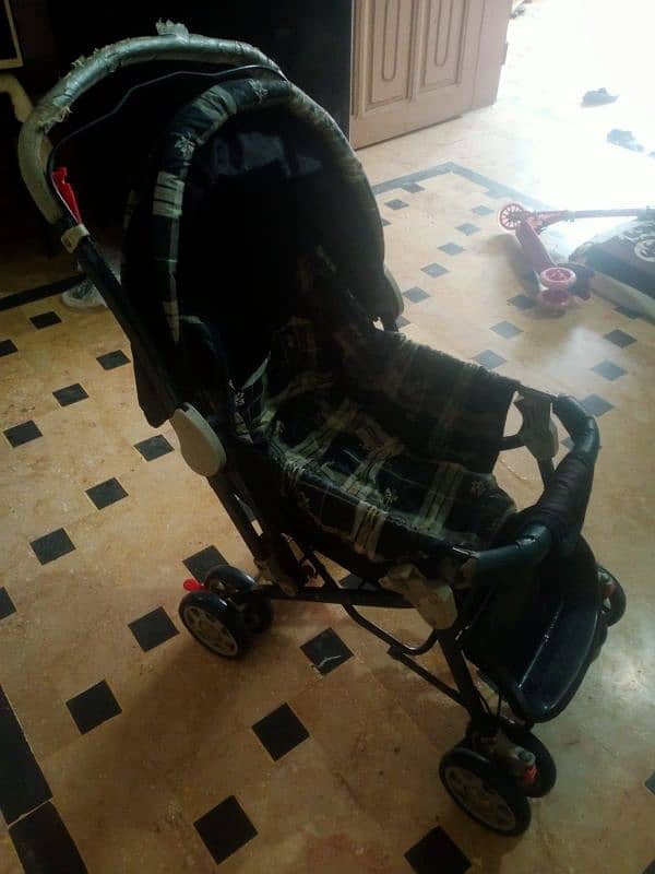 Kids swing | Baby jhoola | Kids Pram | Baby Walker for sale 3