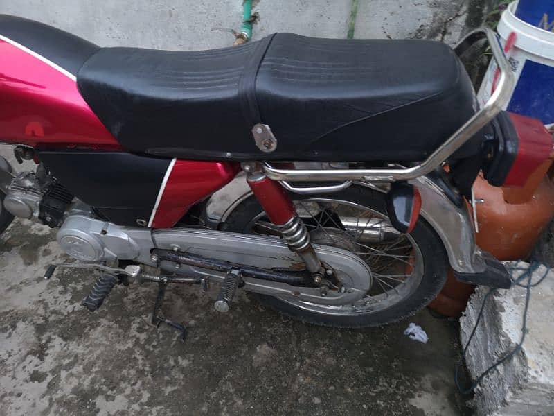 Honda 70 cc bike 1